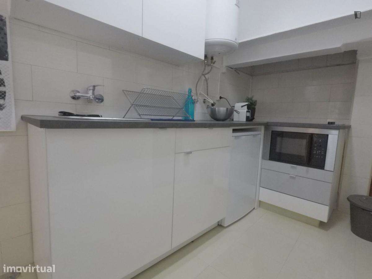 Apartamento com 1 quartos - localizado em Graça Lisbon - Grande imagem: 2/6