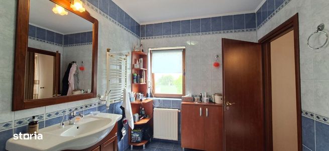 Casă spațioasă cu teren generos – Str. Muzicii-10