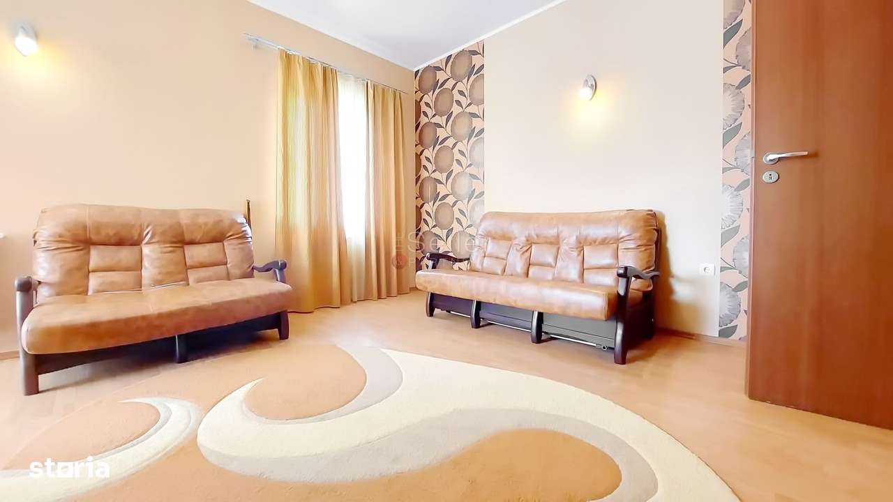 Suprafata Generoasa de teren - Imagine principală: 3/20