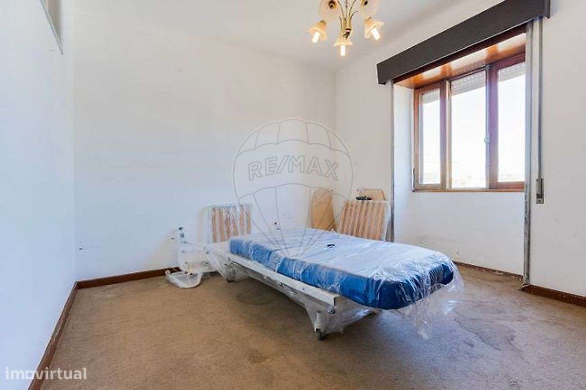 Moradia T4 para venda-12