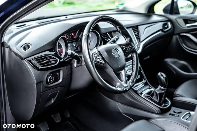 Opel Astra V 1.6 CDTI Elite S&S - 11