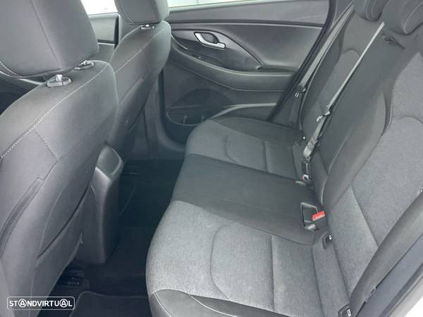 Hyundai i30 1.6 CRDi STyle - 12