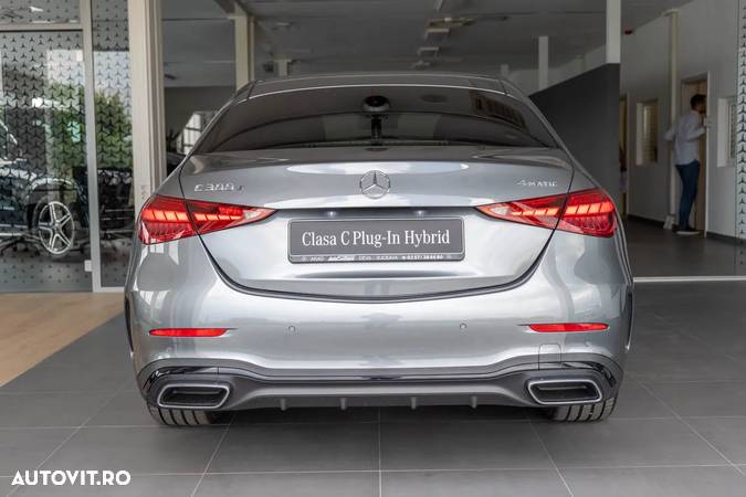 Mercedes-Benz C 300 e 4Matic 9G-TRONIC AMG Line - 10