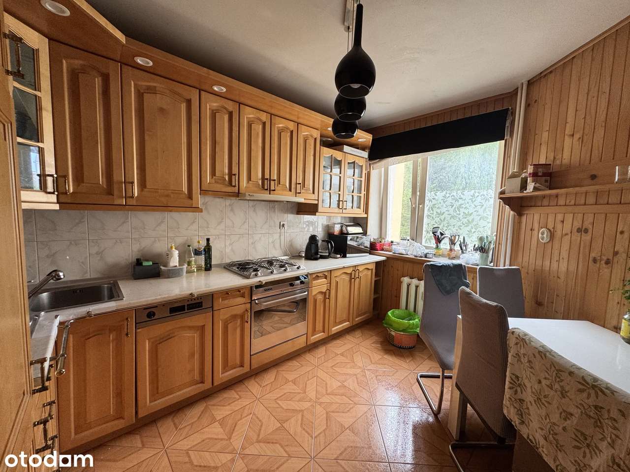 Stare Włochy, 2 pokoje, oddzielna kuchnia, duży balkon-3