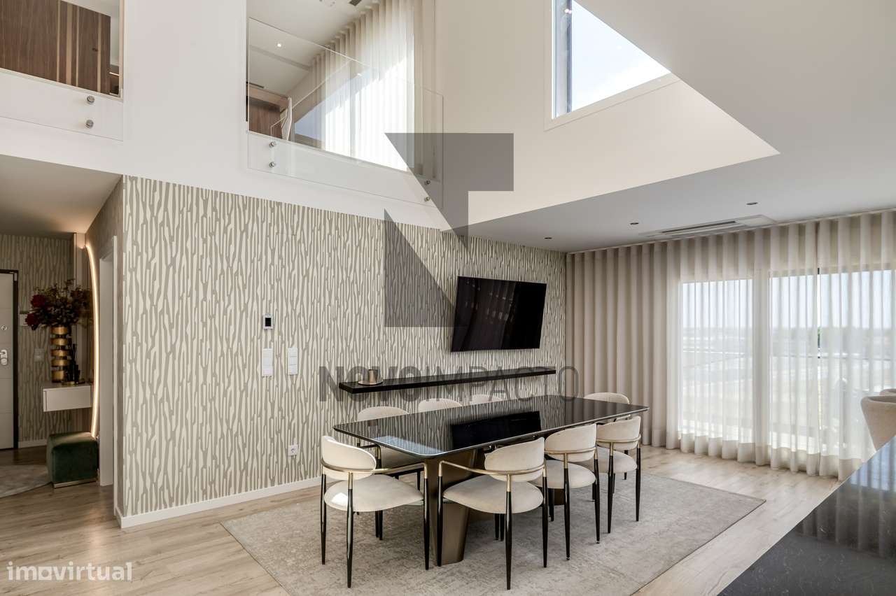 T4 Duplex de Luxo Mobilado, com 2 Terraços e Box para 2 Carros | Mo...-10