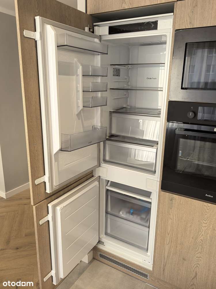 NOWA OFERTA! Nowoczesne mieszkanie na Parkitce po remoncie! I piętro-4