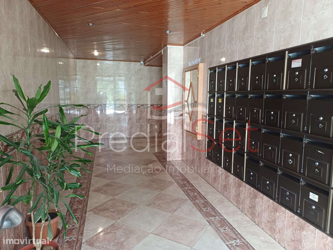 Apartamento T4  em Monte Belo Norte -Setúbal-35