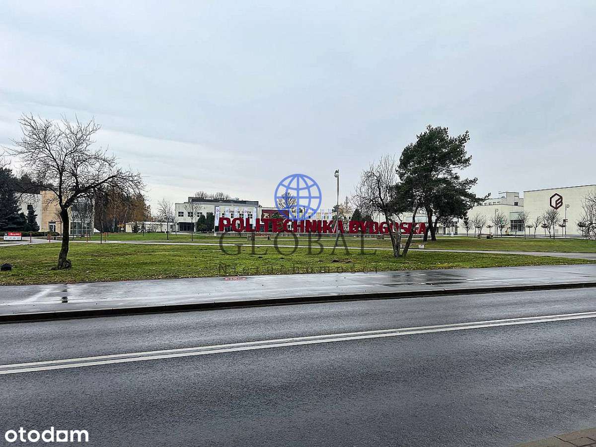 Pawilon gastronomiczny/ vis-à-vis Politechniki-12