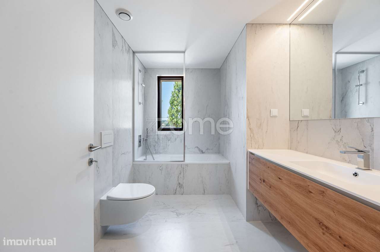 T3 com Terraço e 3 Lugares de Garagem | Quinta Marques Gomes-16