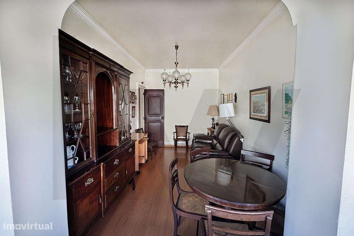 Apartamento T2 Centro Damaia de Cima-32