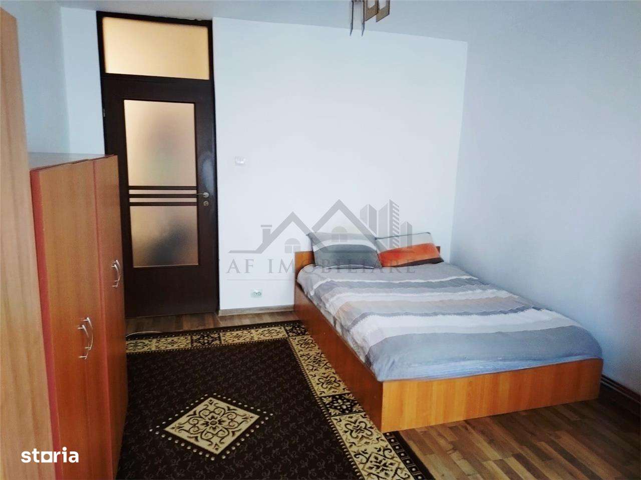 Apartament cu 1 camera de inchiriat - Imagine principală: 3/10