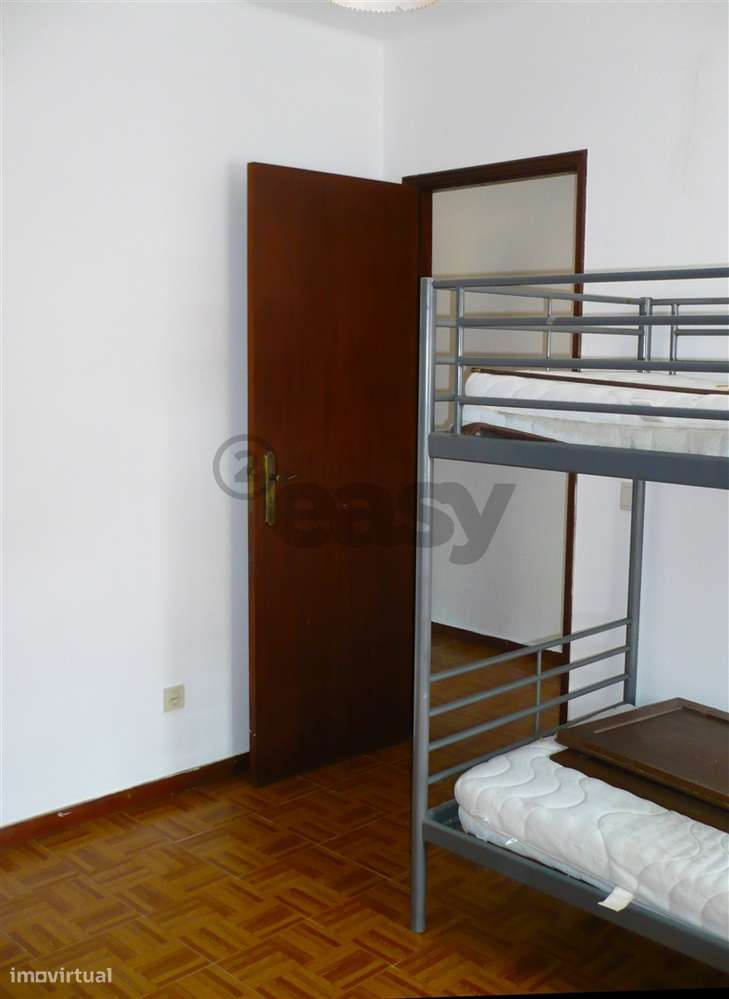 Moradia T2 em Covas com 500m² de Terreno | V.N. Cerveira-11