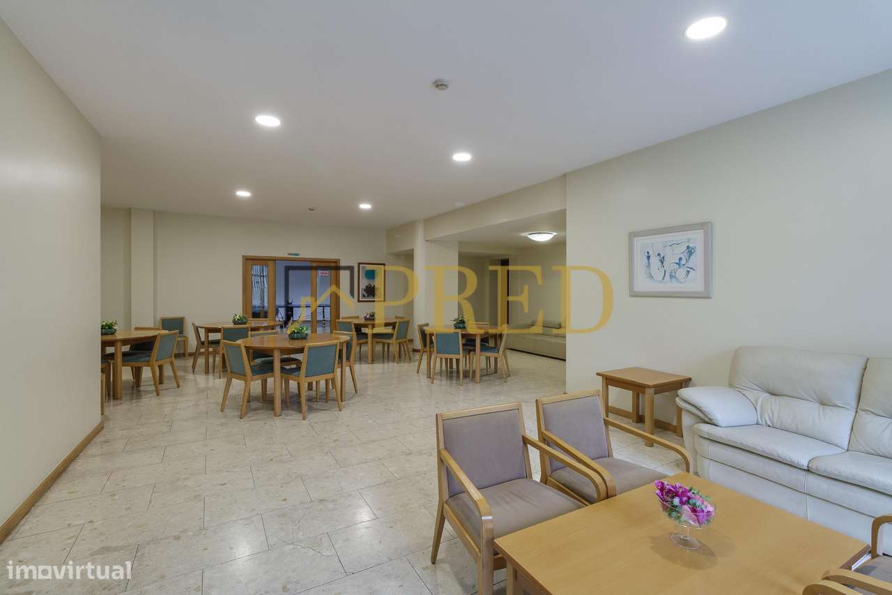 Apartamento T5, inserido no condomínio fechado 'Edifício Plaza'-40