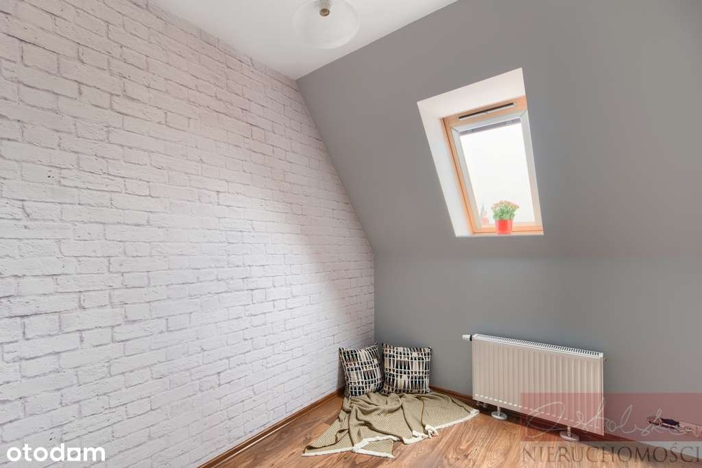 Z dużym tarasem z widokiem w super lokalizacji-17