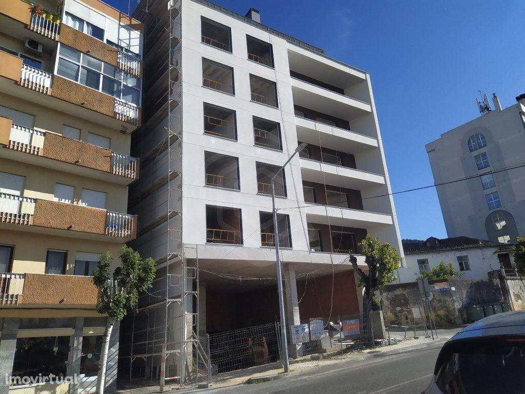 Apartamento T2 e T3 Junto Ao Mercado, Fundão