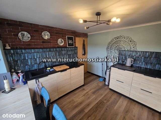 Zadbany i przestronny dom w Wodzisławiu Śląskim os-7