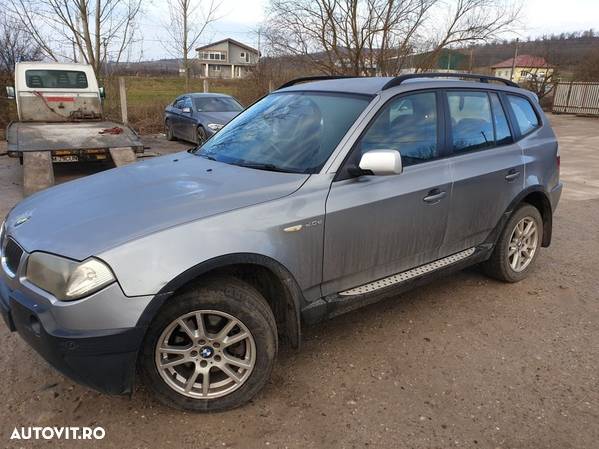 Dezmembrez Bmw x3 e83 2.0d - 1