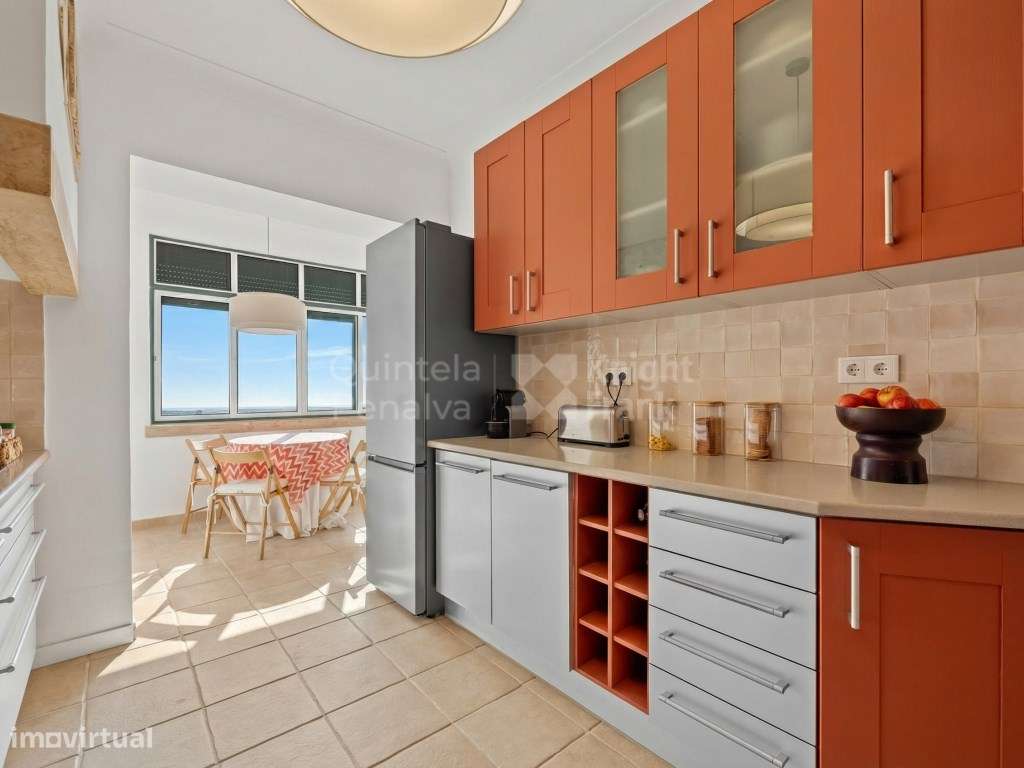 Apartamento T3 totalmente renovado, localizado em Belém-17