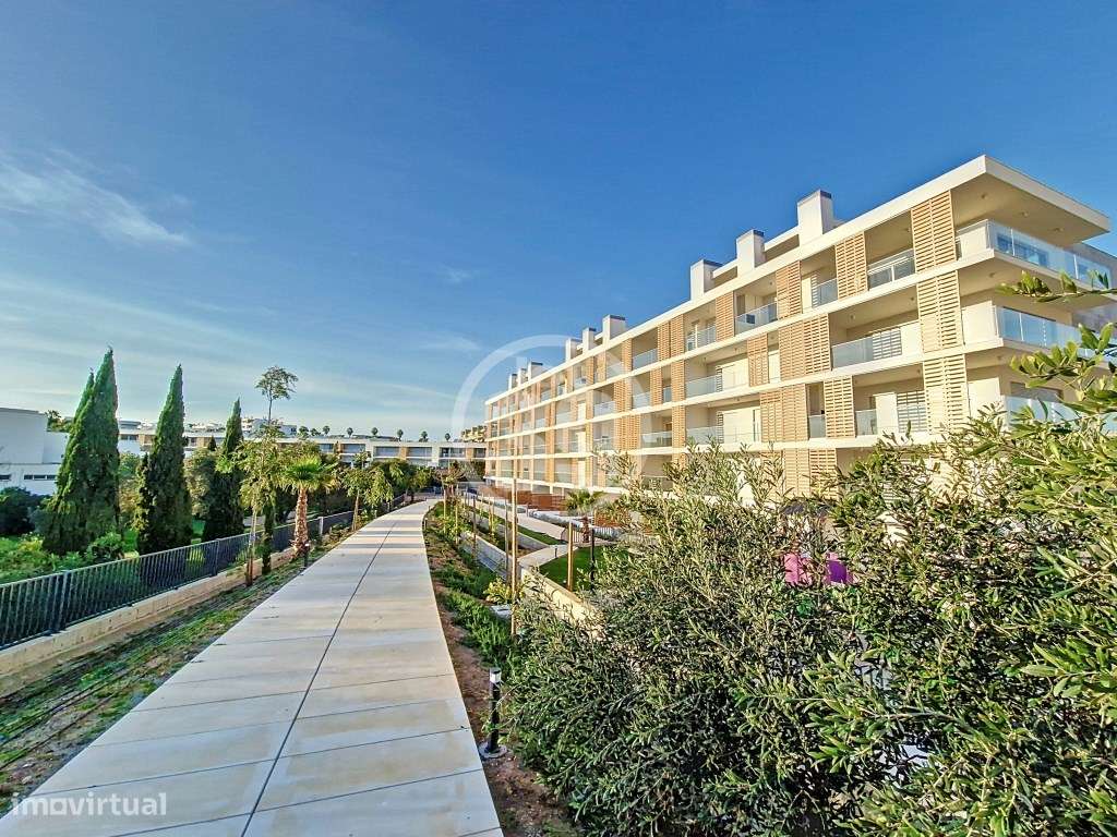 Excelente apartamento com 2 quartos, novo e inserido num condomínio... - Grande imagem: 5/33