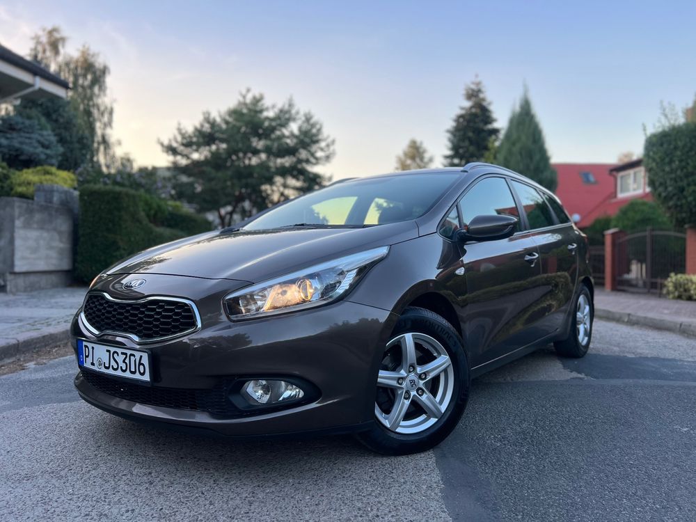 Kia Ceed II (2012-) 1.6 GDI Spirit 2013