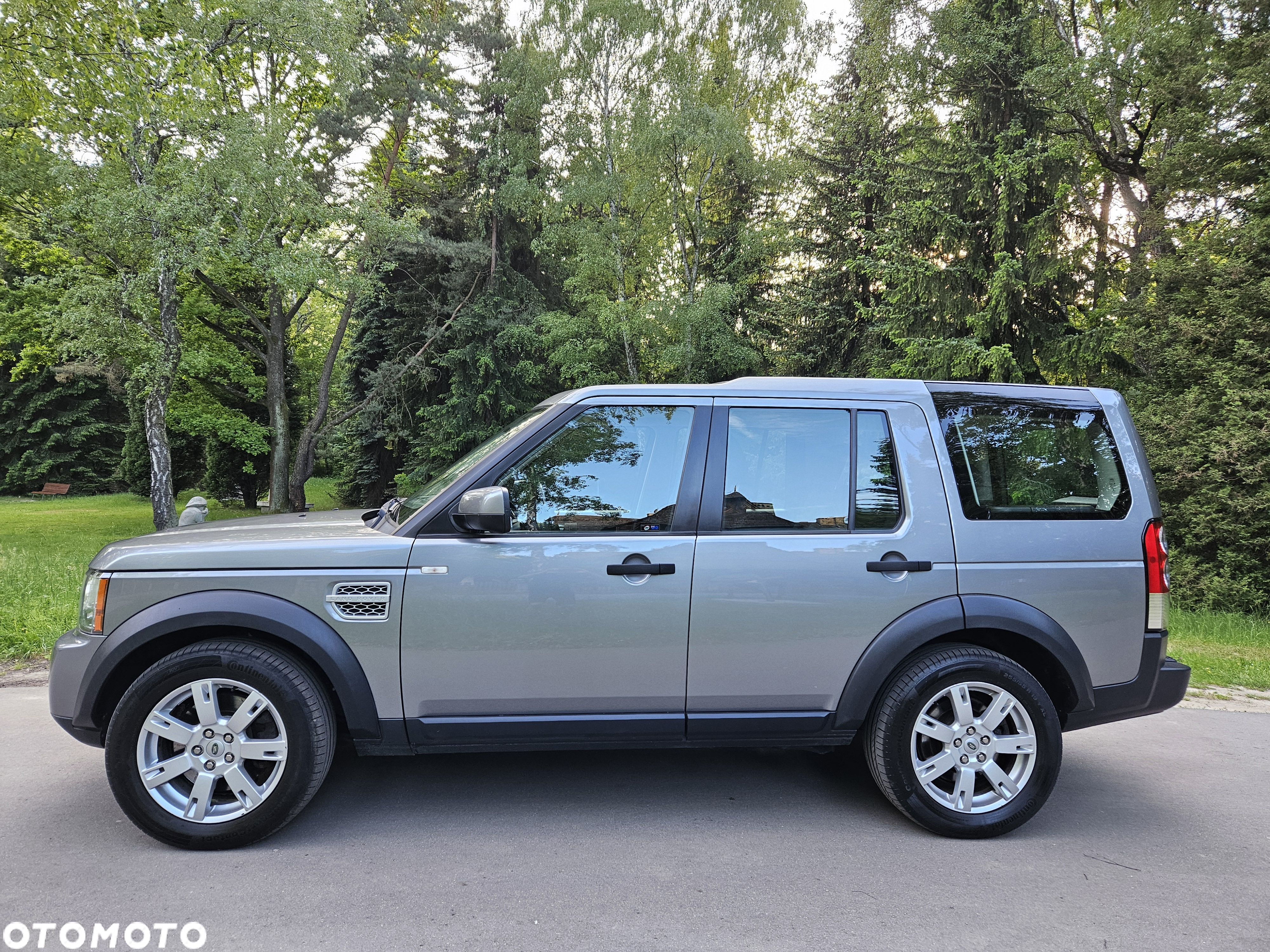 Land Rover Discovery IV 3.0 TD V6 S - 2