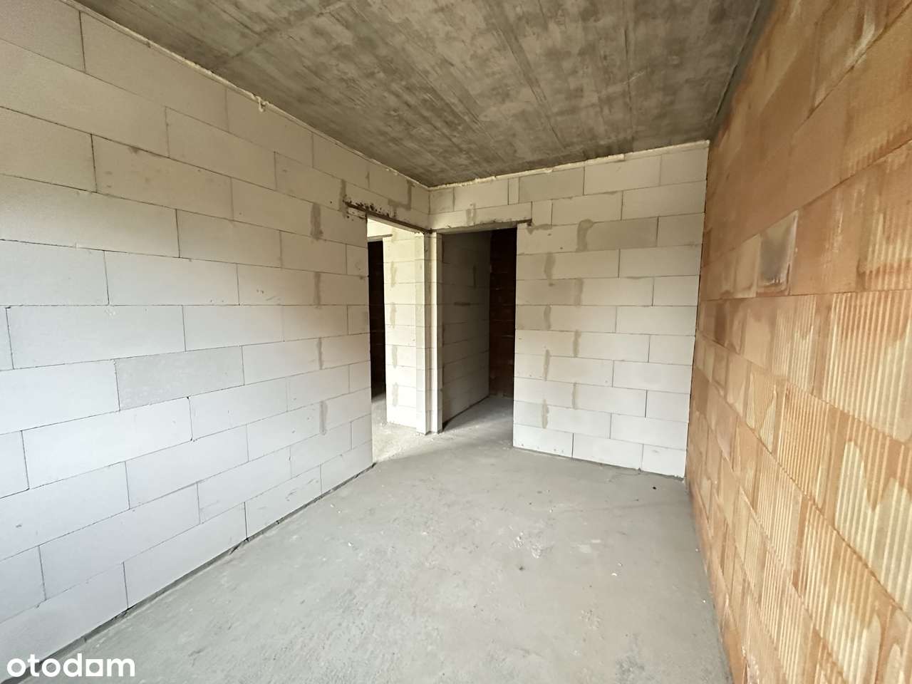 Ostatni parter OGRÓD - ostatni garaz do sprzedazy - gratis  MP REDA-12