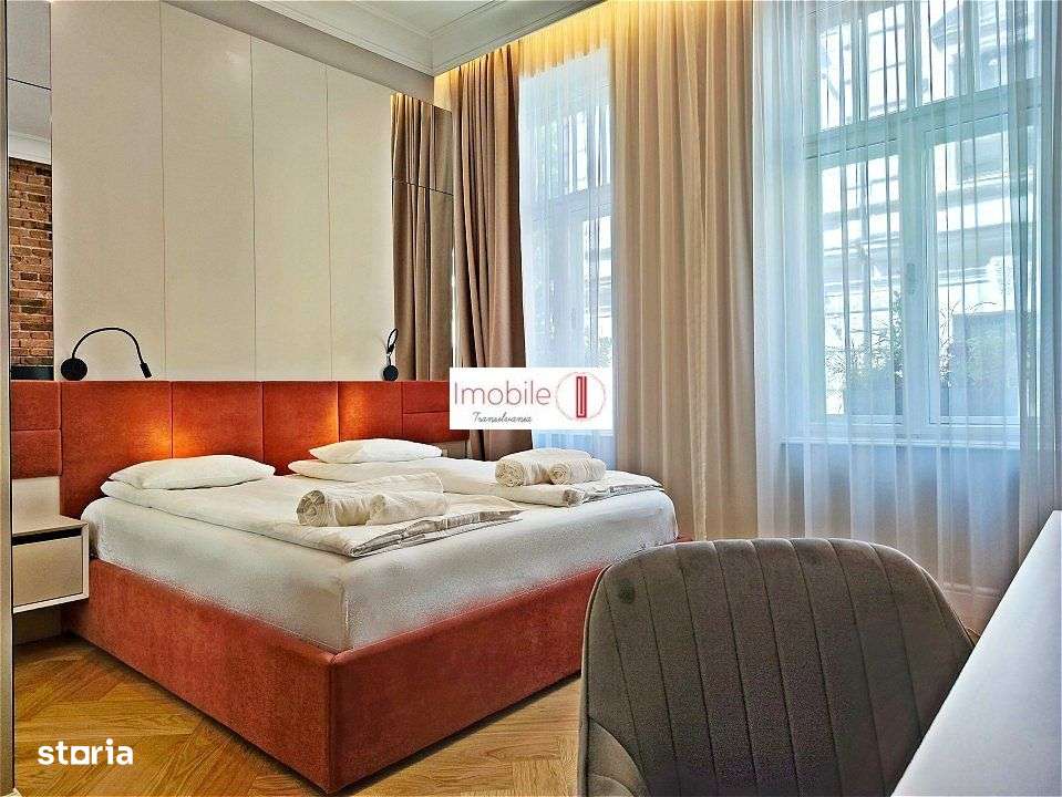 O Capodopera srhitecturala: | Apartament de Lux 4 Camere, Ultracentral-10