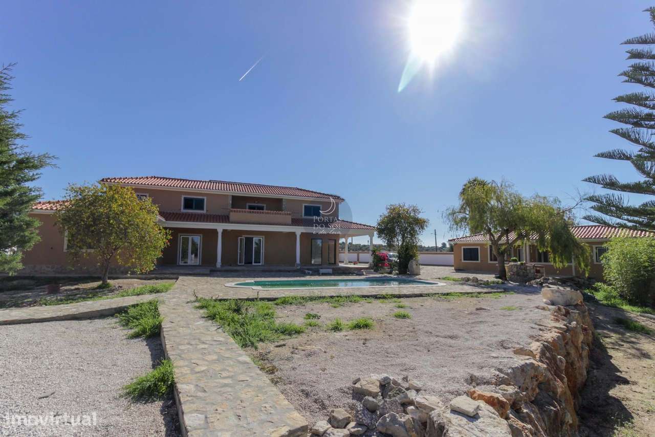 Quinta de 13.850 m2 c/ 9 Quartos, Piscina e Vista. - Grande imagem: 3/52