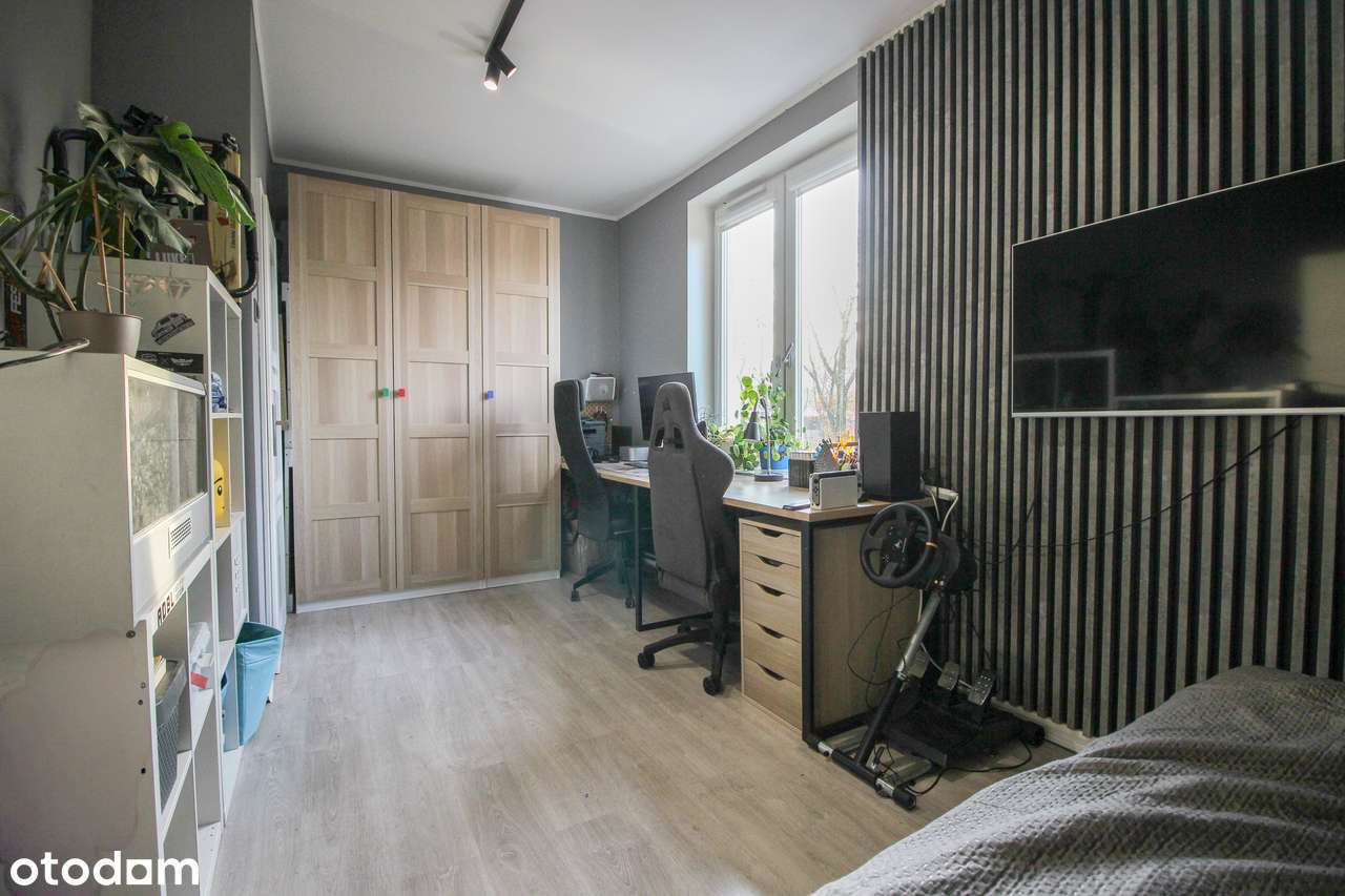 I piętro, balkon, garaż-17