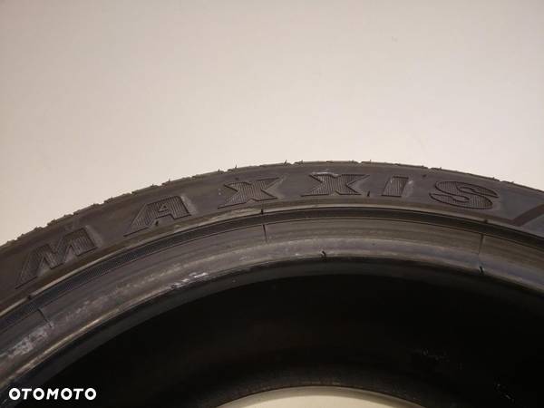 OPONA 205/45/16 Maxxis PRO R1 (L9245) - 2