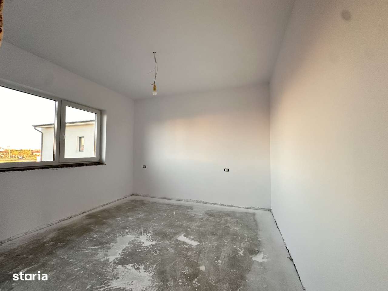 Duplex langa asfalt - LIDL-8