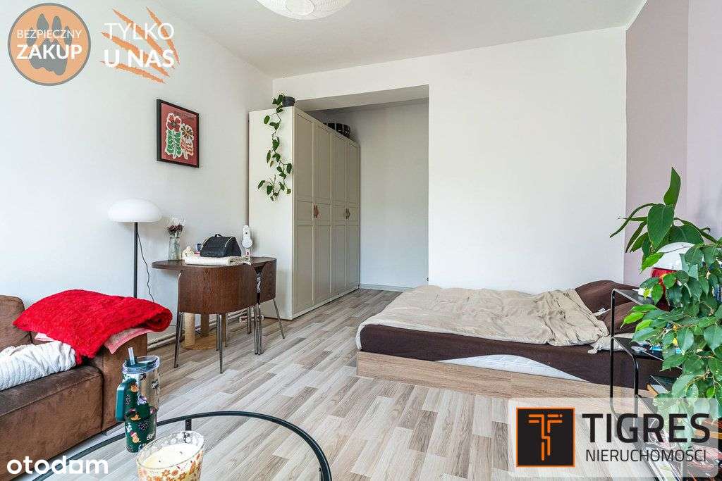 Piętro budynku |Garaż |Kępa Redłowska-8