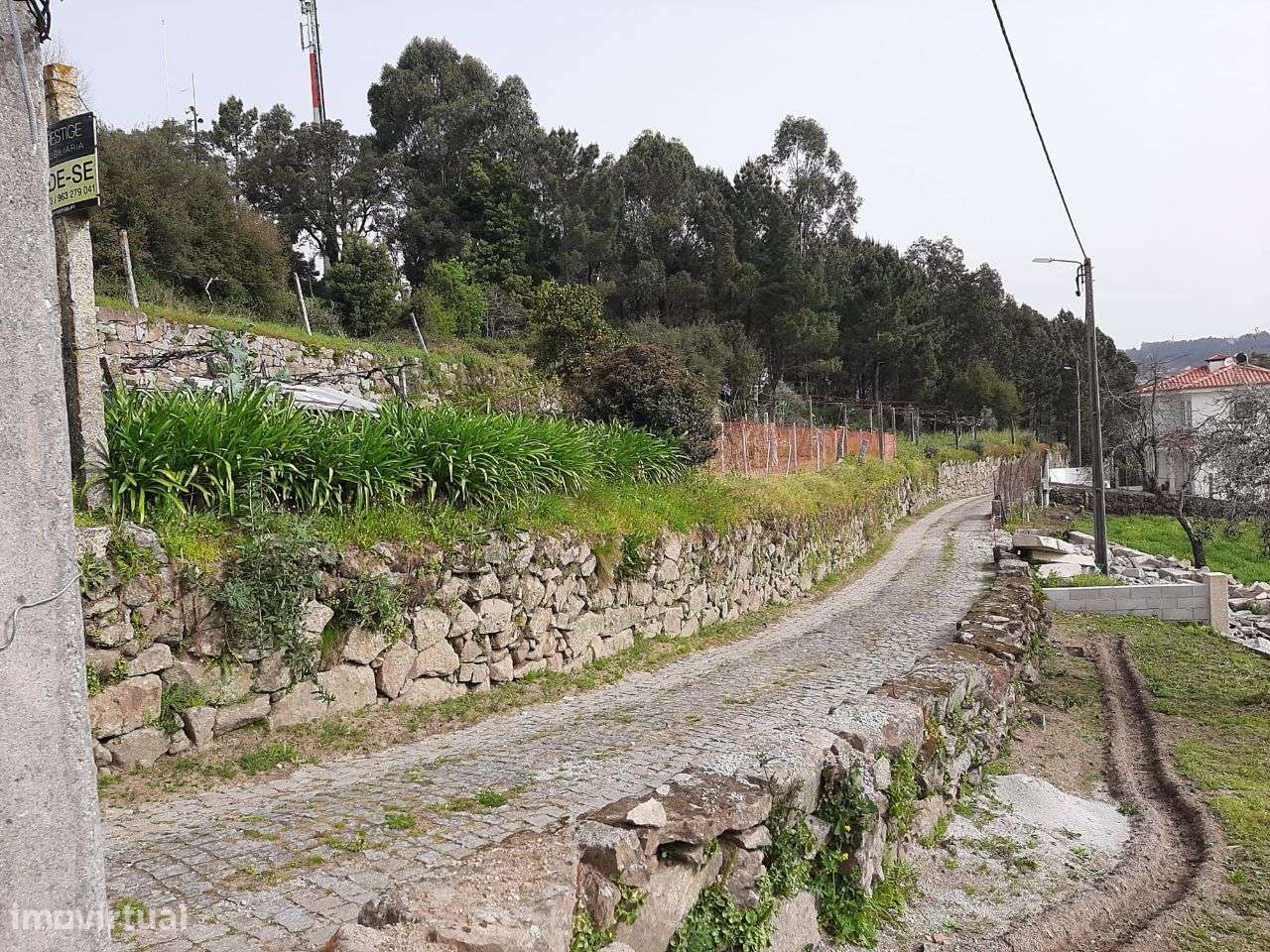 Edifício de duas habitações e terreno Termas São Vicente Penafiel-15