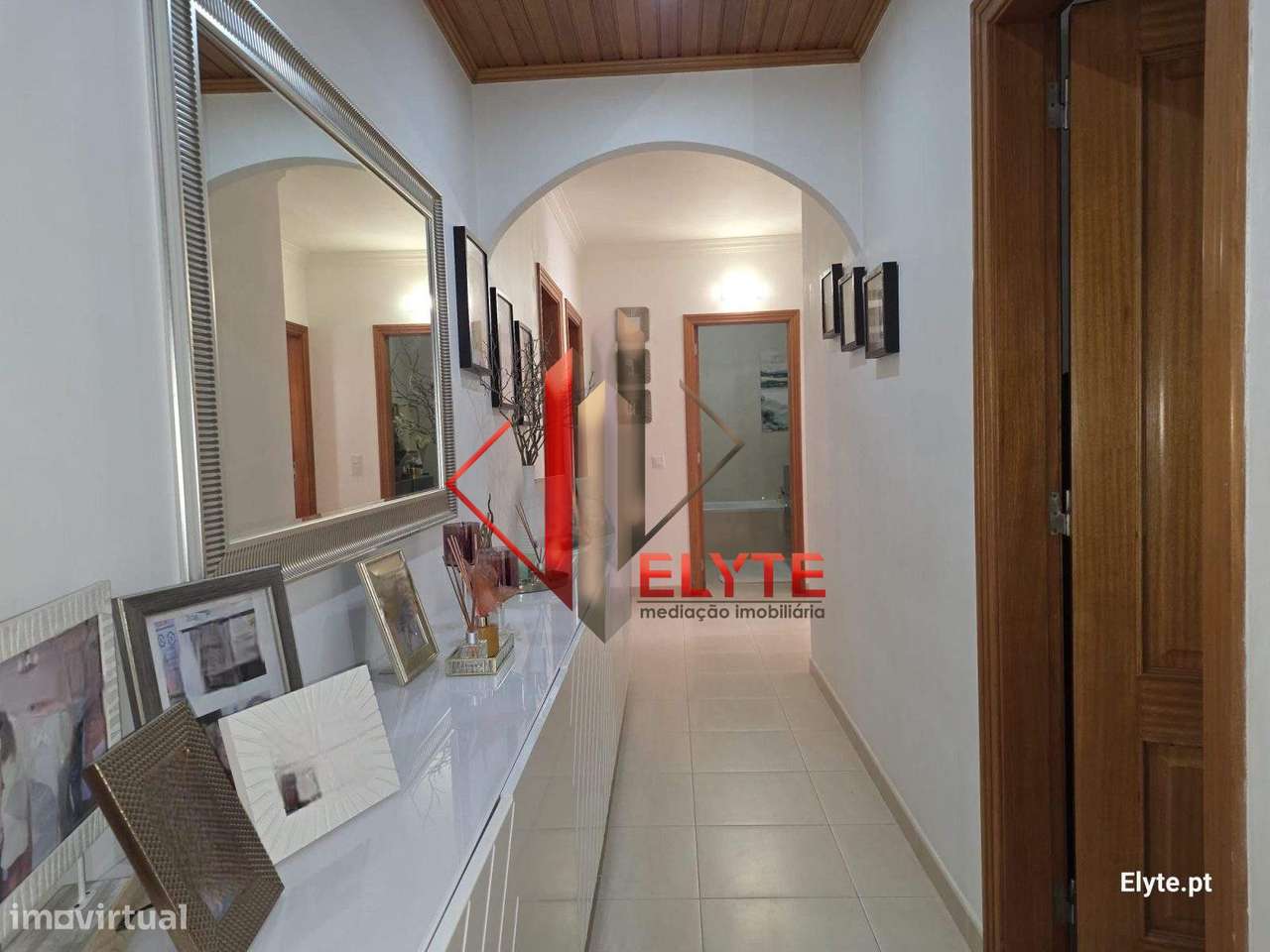 Apartamento T4 com Lugar de Garagem-13