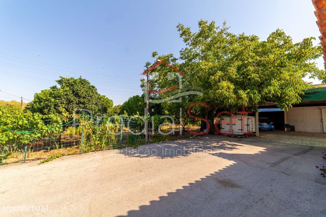 Moradia T4 em Quintinha - Palmela-24