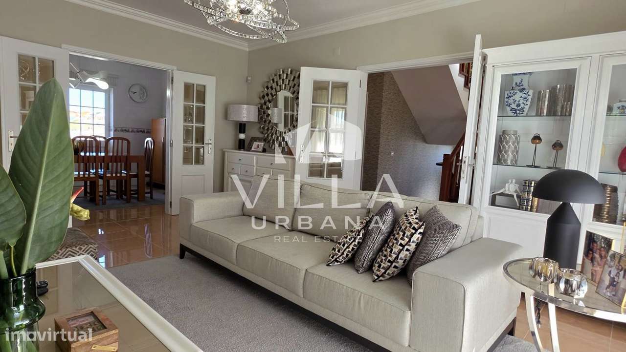 Moradia Isolada T4 com Cave, Sub-cave e Jardim | Charneca da Caparica-31