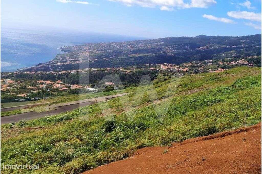 Terreno com 1254 m2 em Santa Cruz com uma vista soberba para o mar. - Grande imagem: 2/19