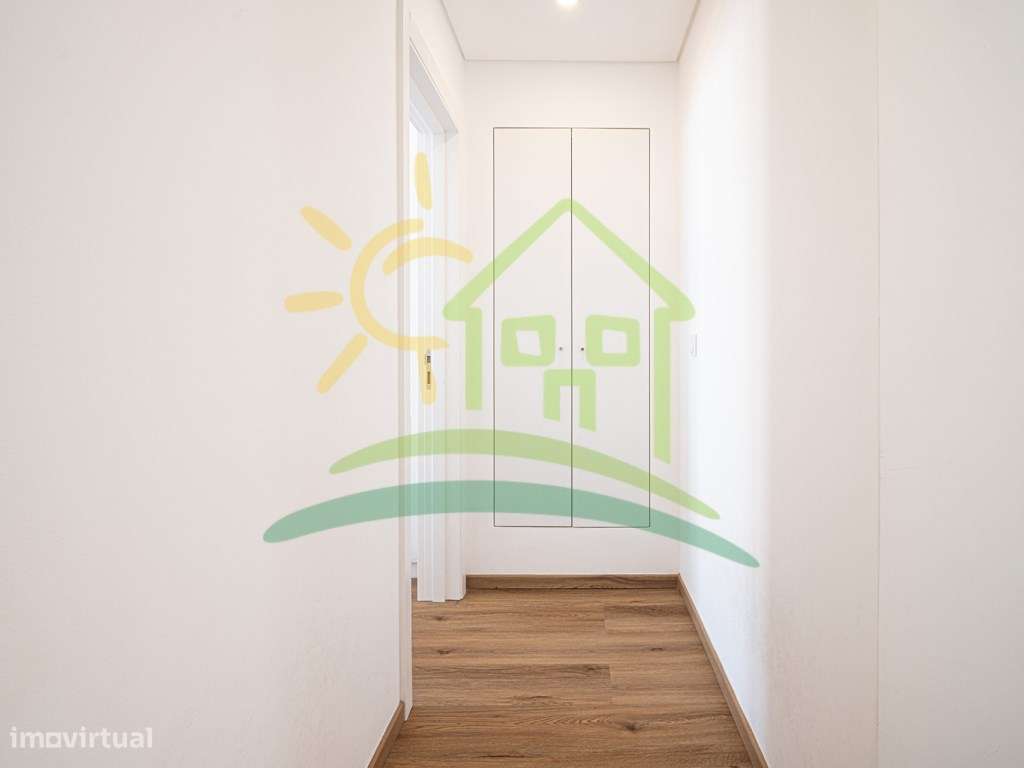 Apartamento T1 Tot. Remodelado Olival Basto Terraço 80m2-26