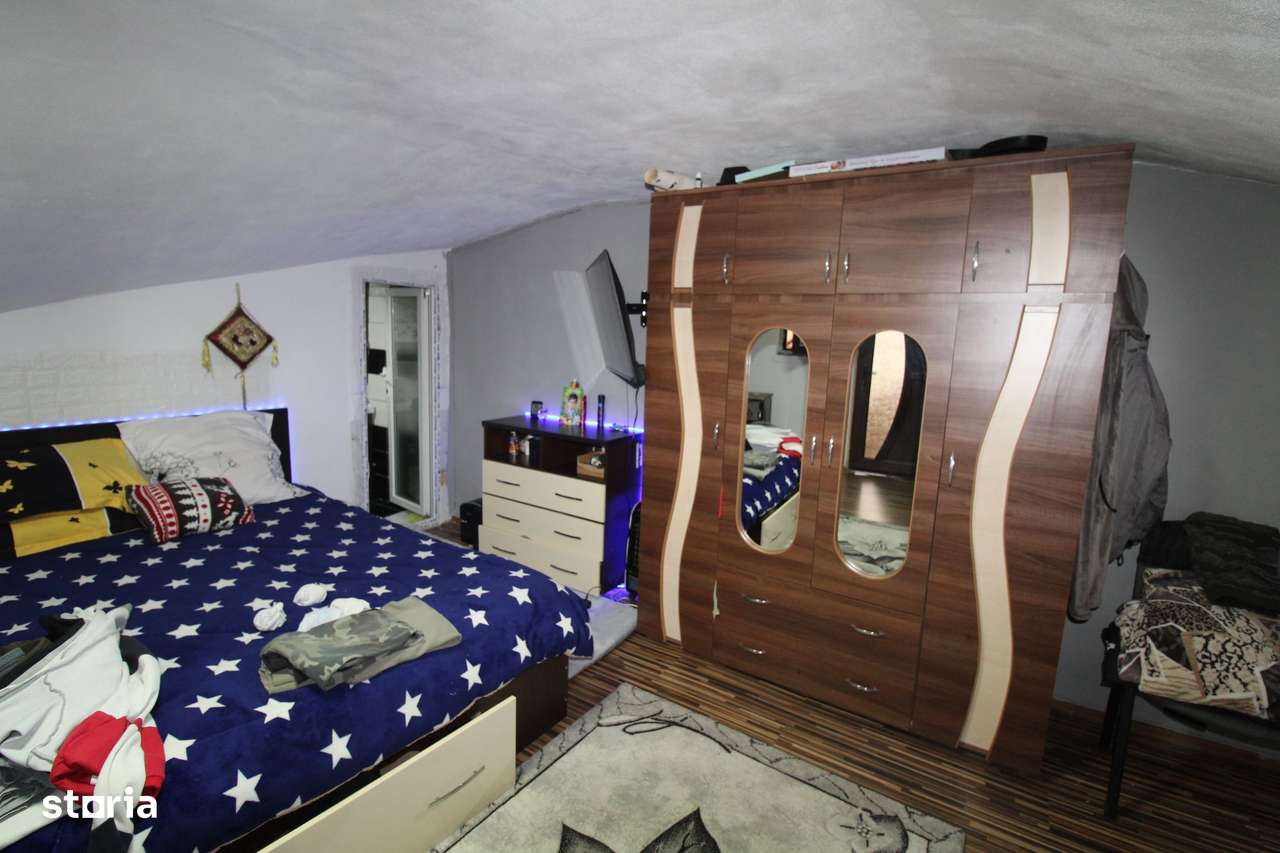 Casă Oras Țicleni - Imagine principală: 4/10