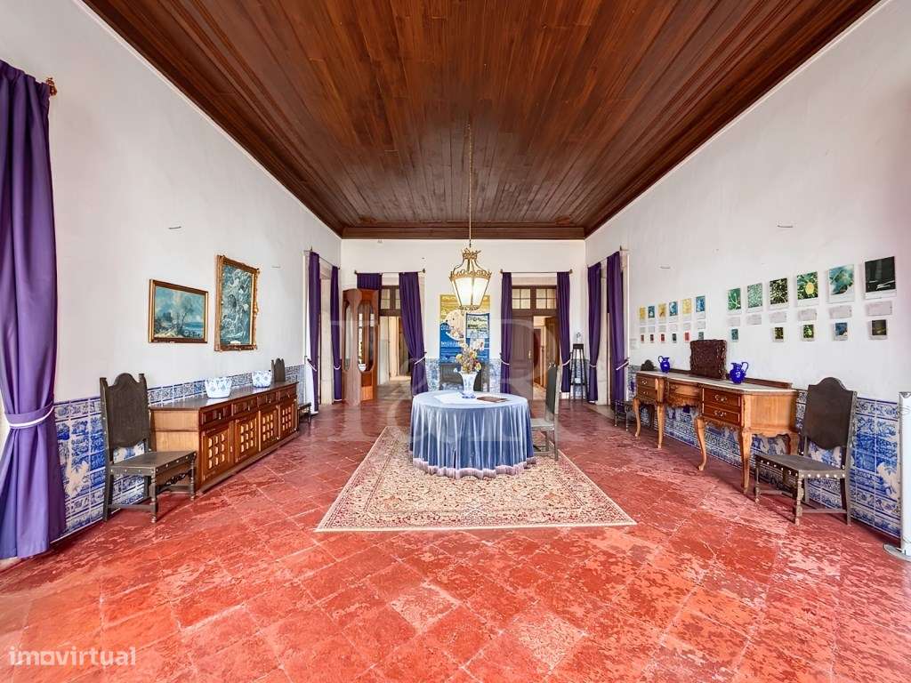 Quinta senhorial do séc. XVIII com capela e jardins em Torres Vedras-35