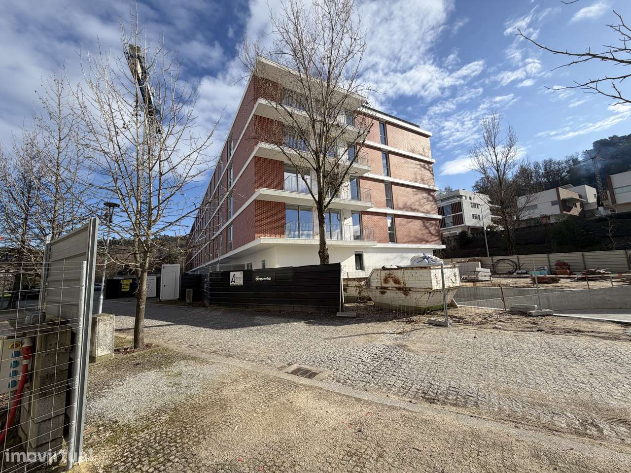 Apartamento T2 novo - Grande imagem: 2/16