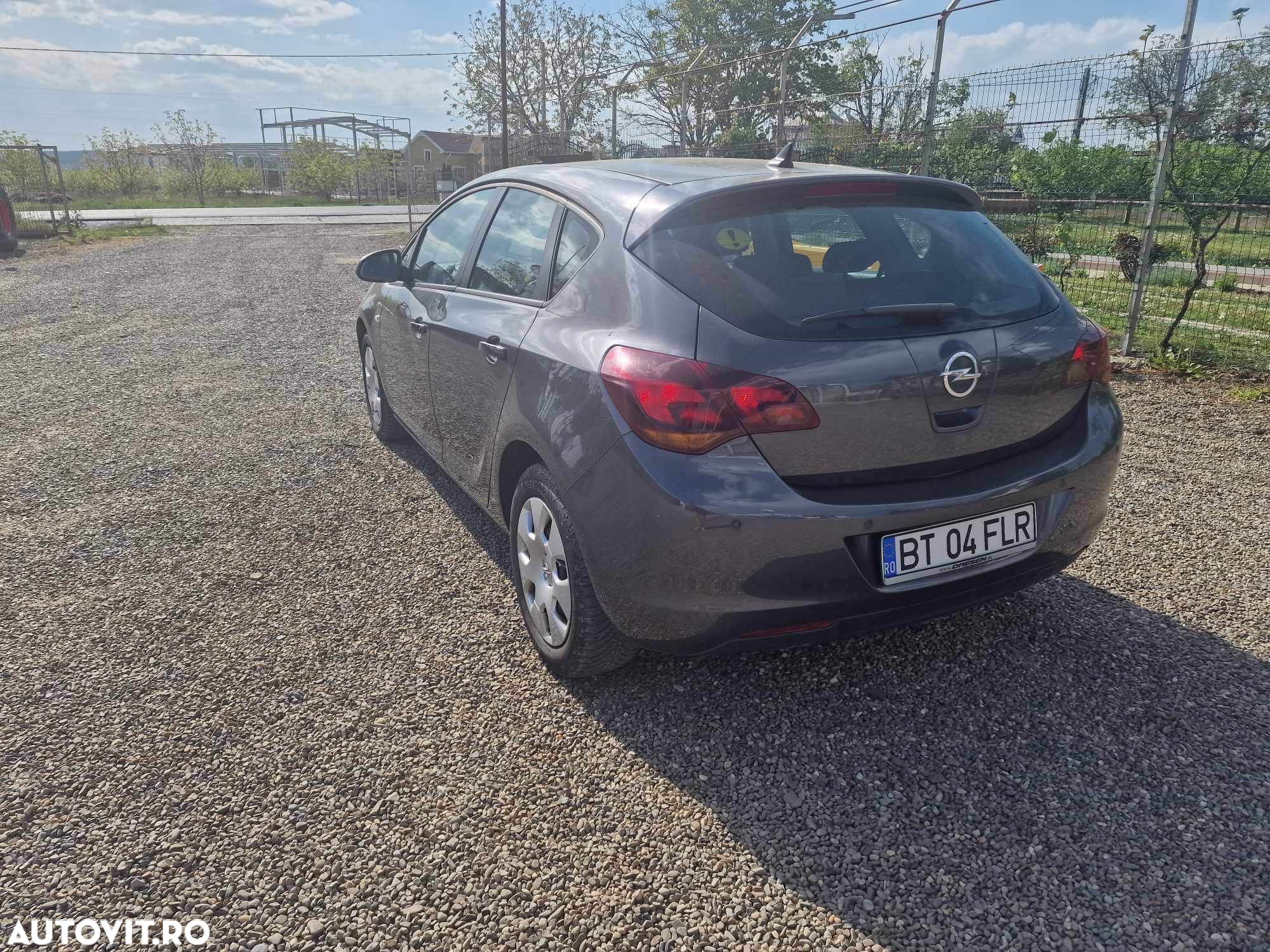 Opel Astra 1.3 CDTI Cosmo - 3