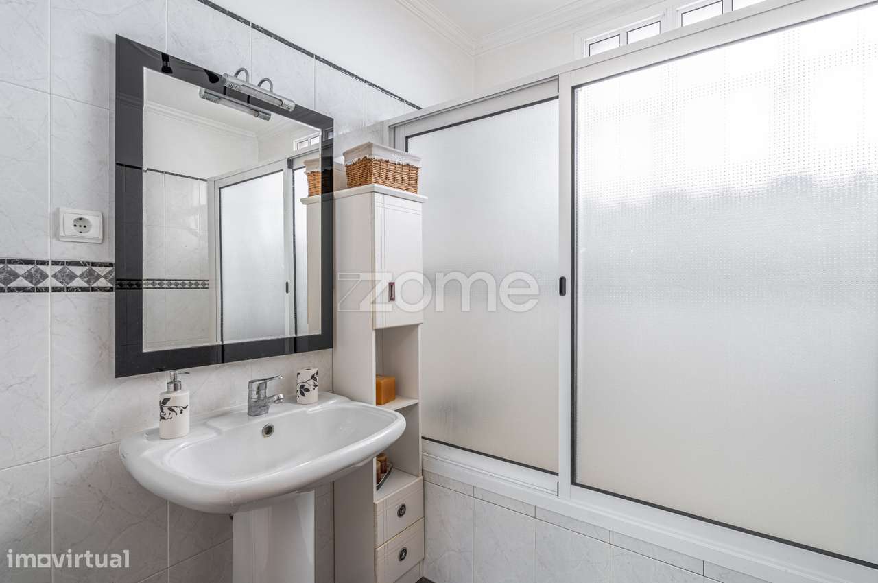 Moradia T3 + 1 Isolada com Vista Baía do Funchal – São Roque, Funch...-32