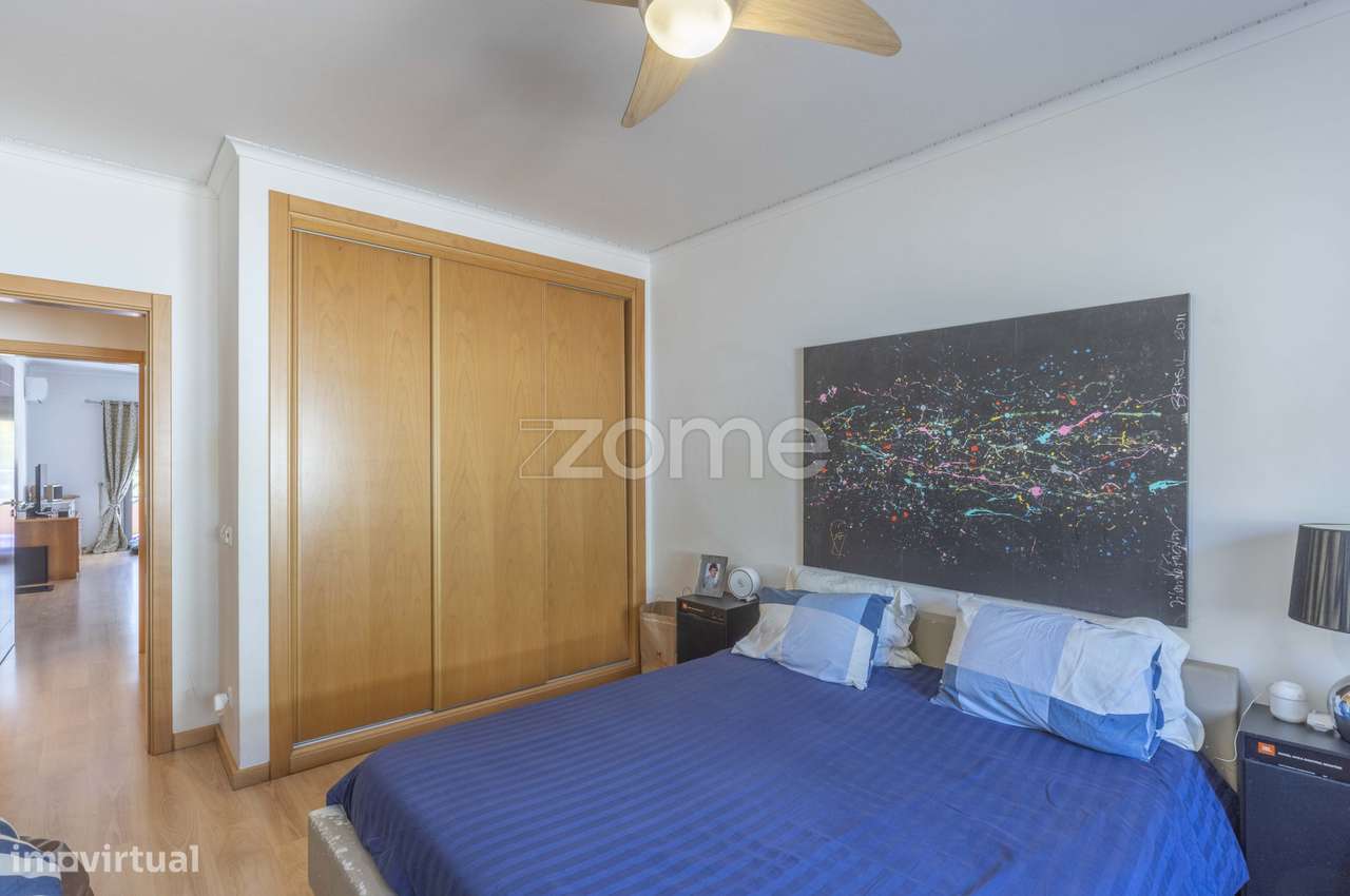 Apartamento T2 em Condomínio-16