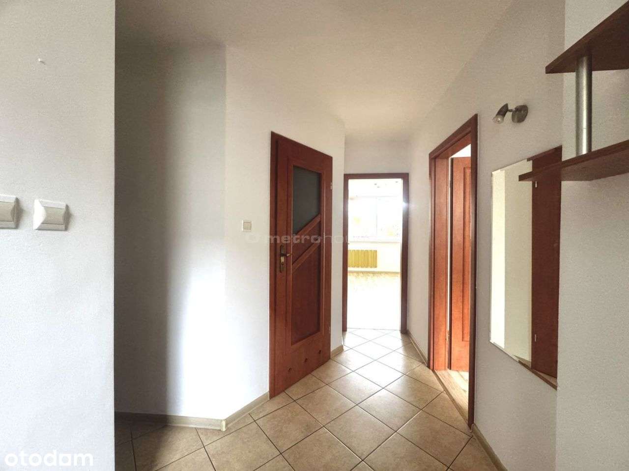 Klimatyczne 2-pok. mieszkanie z widokiem na rzekę-9