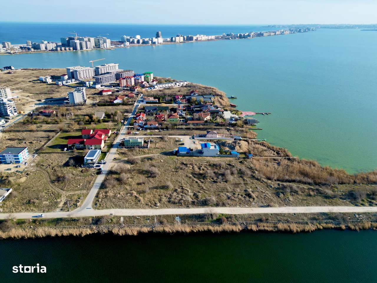 Teren de vanzare in Mamaia Sat primul rand la lacul Siutghiol - Imagine principală: 3/4