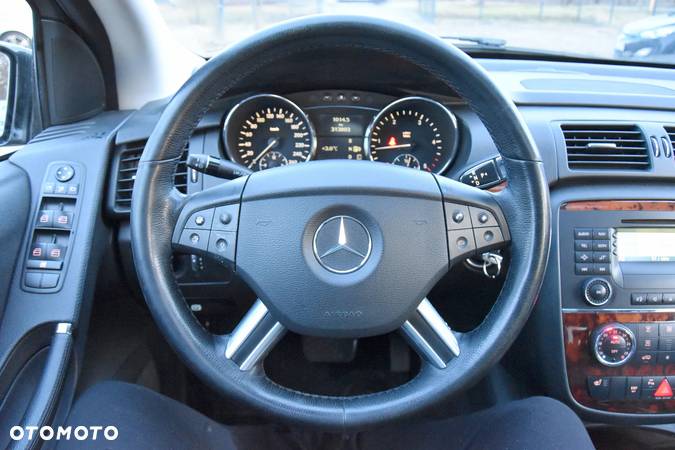 Mercedes-Benz Klasa R 320 CDI 4-Matic - 27