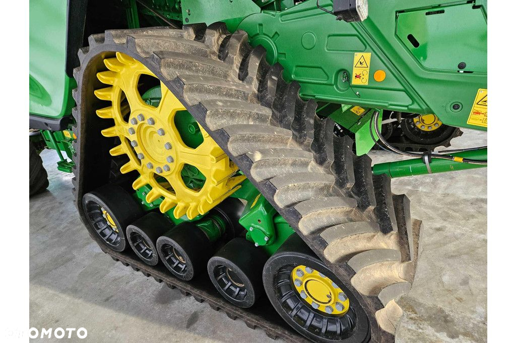 John Deere X9 1100 - 13