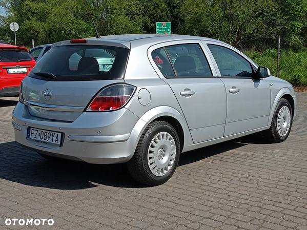 Opel Astra III 1.6 - 6