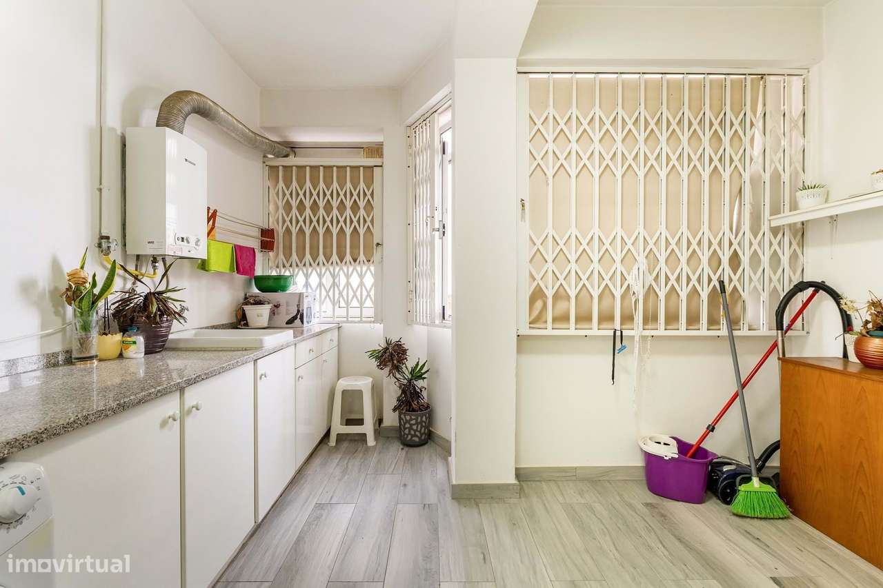 Apartamento T3 com Varanda | Centro Barcelos-11